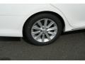 2014 Toyota Camry Hybrid XLE Wheel and Tire Photo