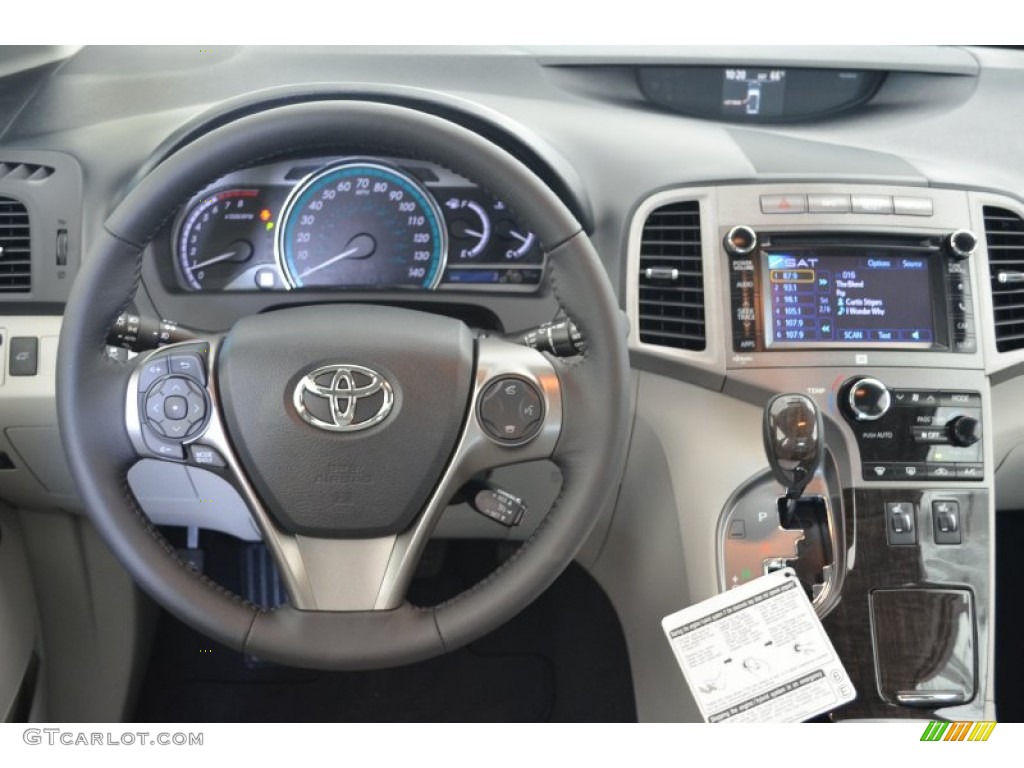 2014 Toyota Venza XLE Light Gray Dashboard Photo #86111312
