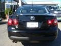 Black - Jetta SE Sedan Photo No. 5