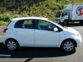 Polar White - Yaris 5 Door Liftback Photo No. 2