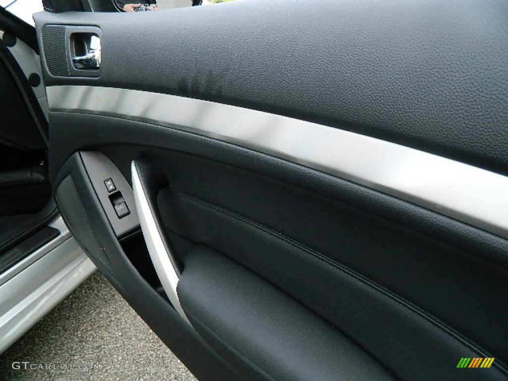 2013 G 37 x AWD Coupe - Liquid Platinum / Graphite photo #16