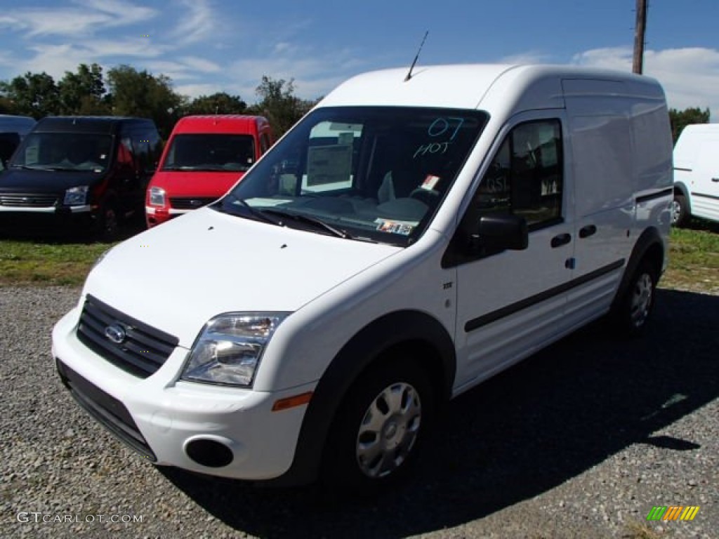 2013 Transit Connect XLT Van - Frozen White / Dark Gray photo #4