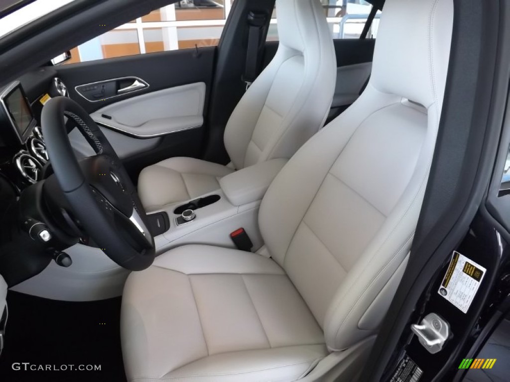 2014 Mercedes-Benz CLA 250 Front Seat Photos