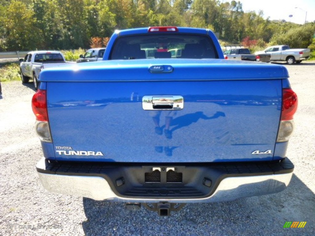 2007 Tundra SR5 CrewMax 4x4 - Blue Streak Metallic / Graphite Gray photo #6