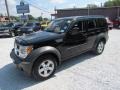 Black - Nitro SXT 4x4 Photo No. 10