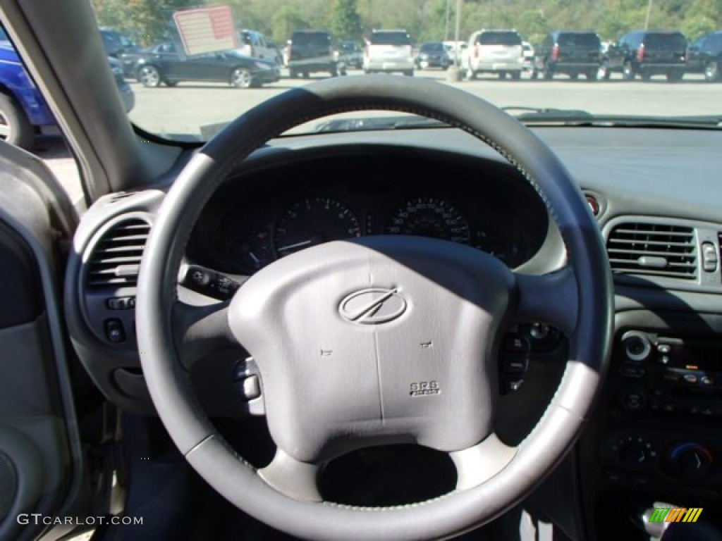 2002 Alero GL Sedan - Sterling Metallic / Pewter photo #13