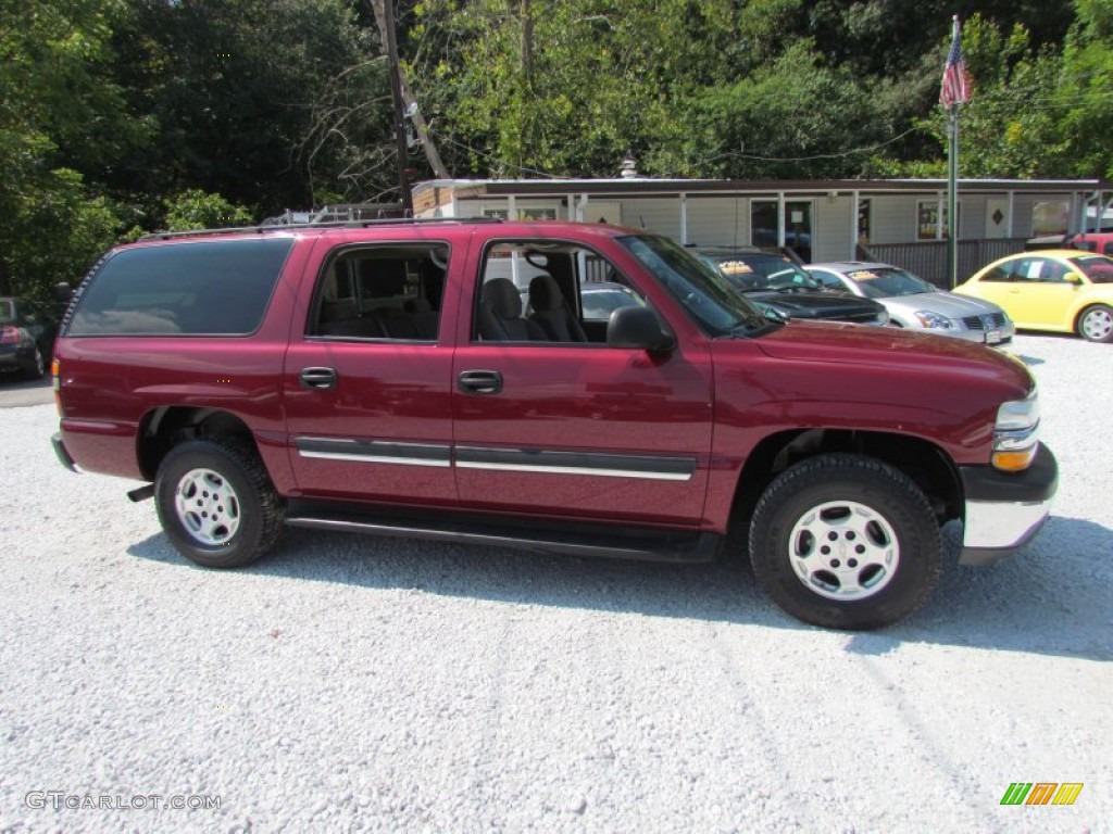 2004 Suburban 1500 4x4 - Sport Red Metallic / Gray/Dark Charcoal photo #2