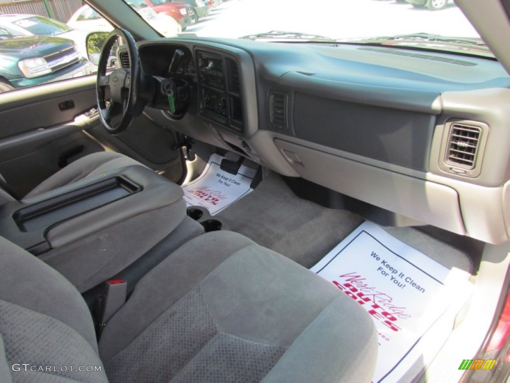2004 Suburban 1500 4x4 - Sport Red Metallic / Gray/Dark Charcoal photo #14
