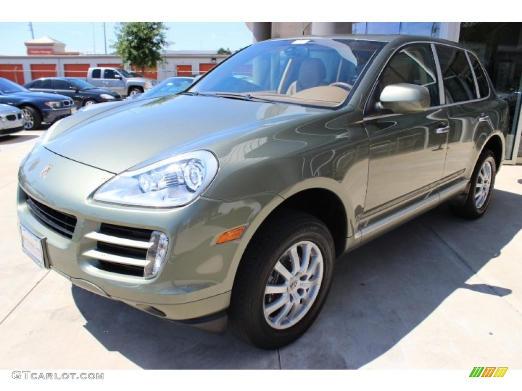 2009 Cayenne Tiptronic - Olive Green Metallic / Havanna/Sand Beige photo #3