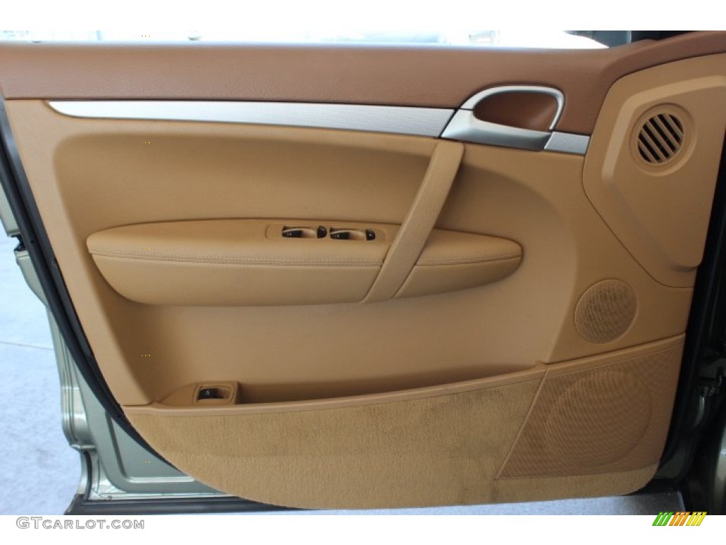 2009 Porsche Cayenne Tiptronic Havanna/Sand Beige Door Panel Photo #86122032