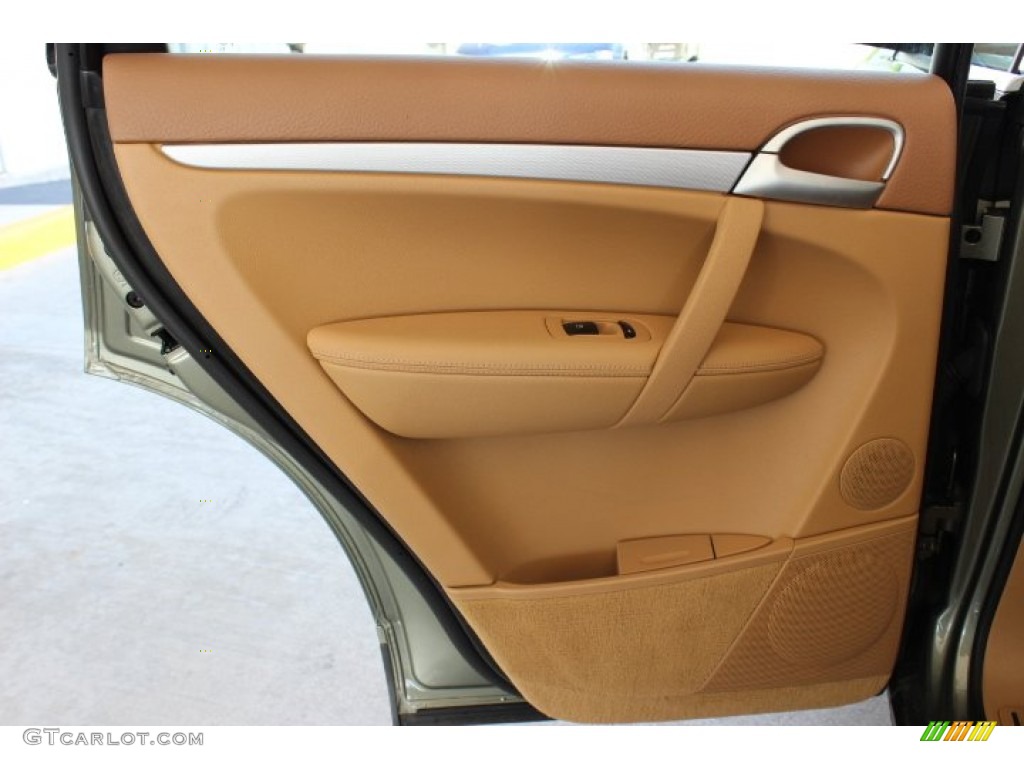 2009 Porsche Cayenne Tiptronic Havanna/Sand Beige Door Panel Photo #86122458