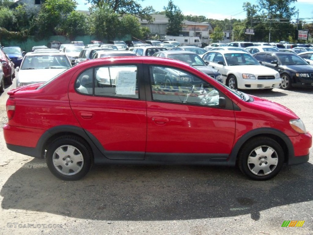 2000 ECHO Sedan - Absolutely Red / Warm Gray photo #6