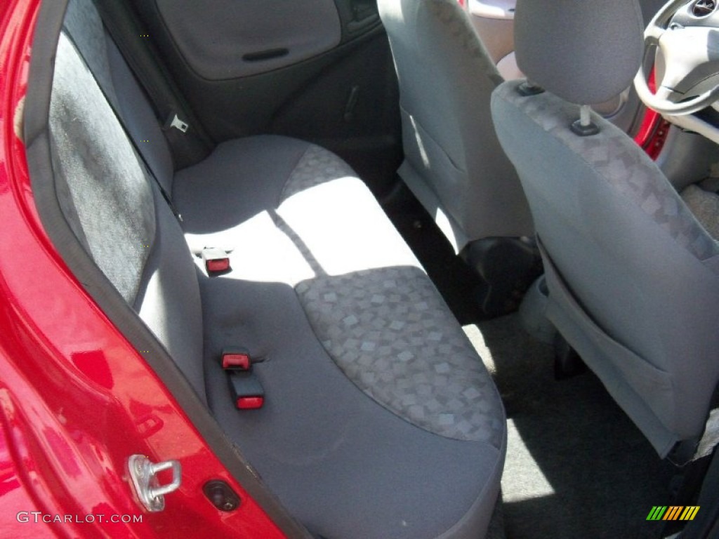 2000 ECHO Sedan - Absolutely Red / Warm Gray photo #13