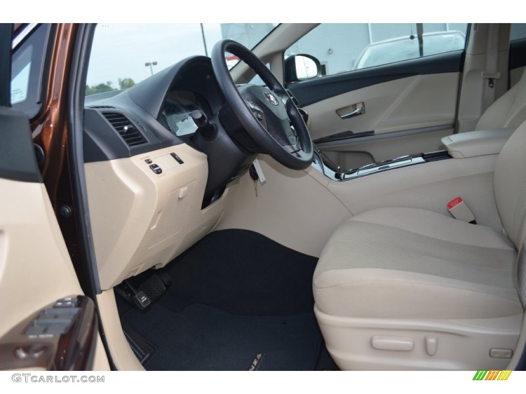 Light Gray Interior 2011 Toyota Venza I4 Photo #86125746