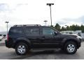 Super Black - Pathfinder SE 4x4 Photo No. 2