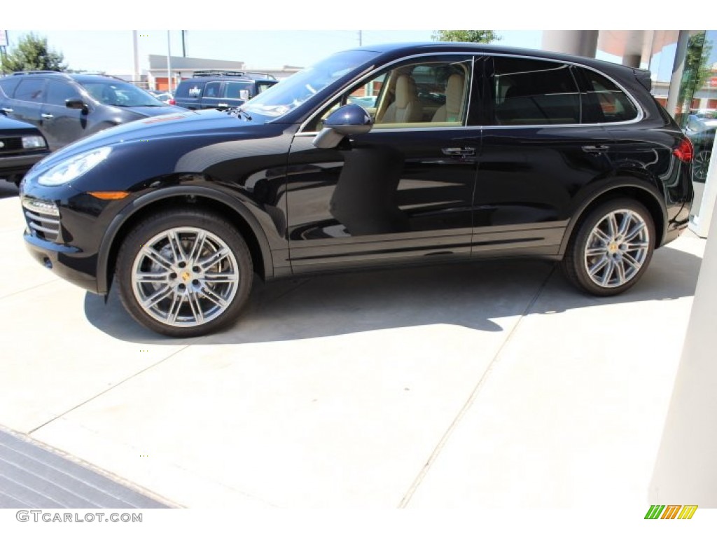 Jet Black Metallic 2014 Porsche Cayenne S Exterior Photo #86126715
