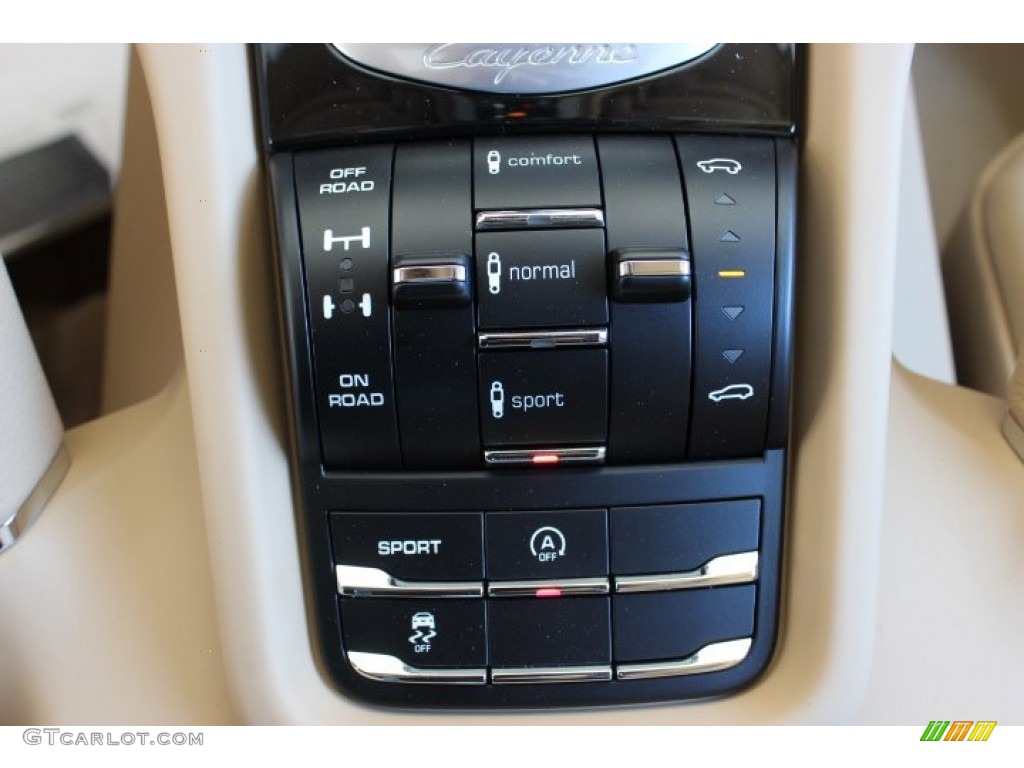 2014 Porsche Cayenne S Controls Photo #86127219