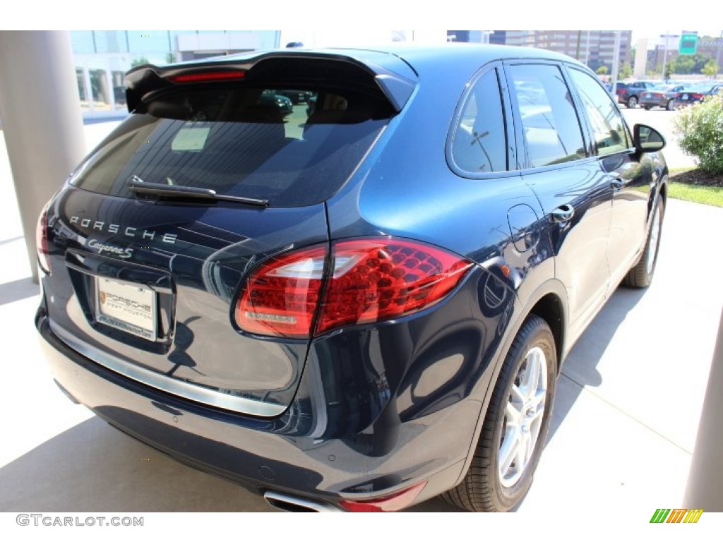 2014 Dark Blue Metallic Porsche Cayenne S Hybrid 86116391 Photo 7