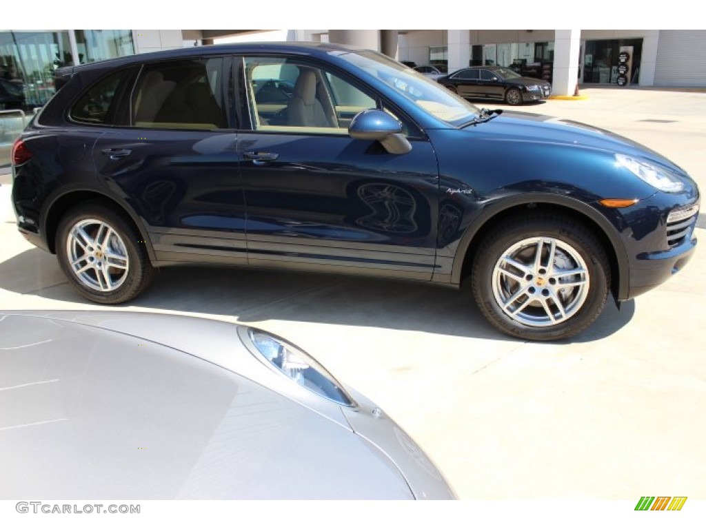 Dark Blue Metallic 2014 Porsche Cayenne S Hybrid Exterior Photo #86127726