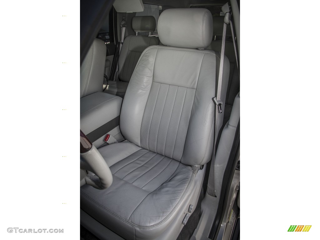 2006 Lincoln Navigator Luxury Front Seat Photo #86128242