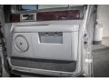 2006 Lincoln Navigator Dove Grey Interior Door Panel Photo