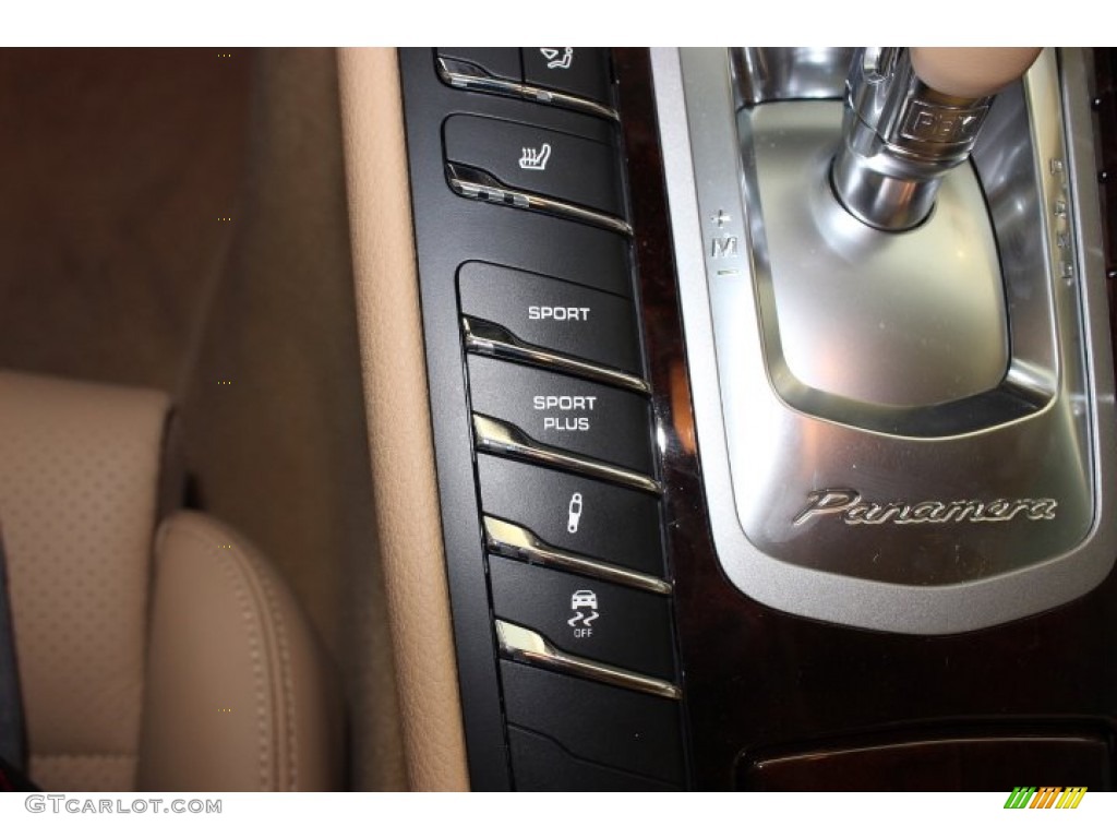 2014 Porsche Panamera S Controls Photo #86128980
