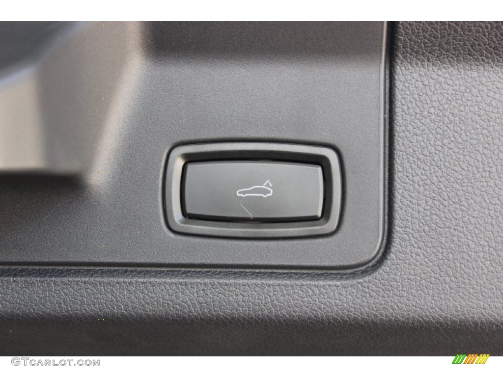 2014 Porsche Panamera 4 Controls Photo #86130132