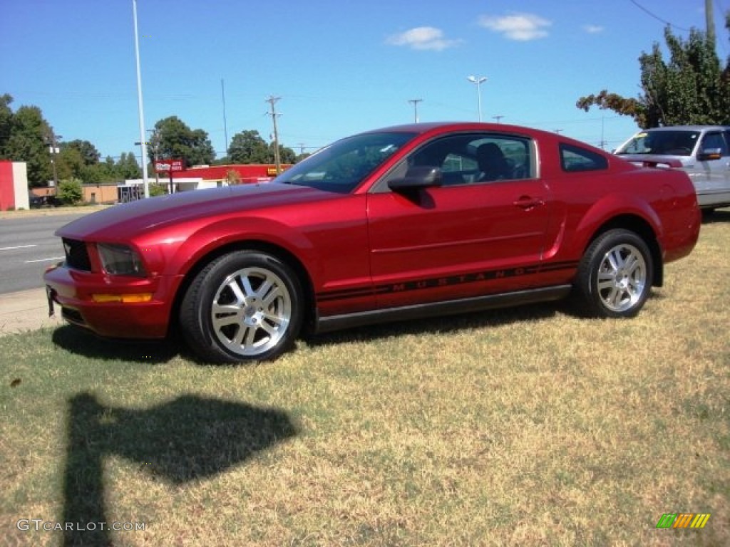 2005 Mustang V6 Premium Coupe - Redfire Metallic / Dark Charcoal photo #2