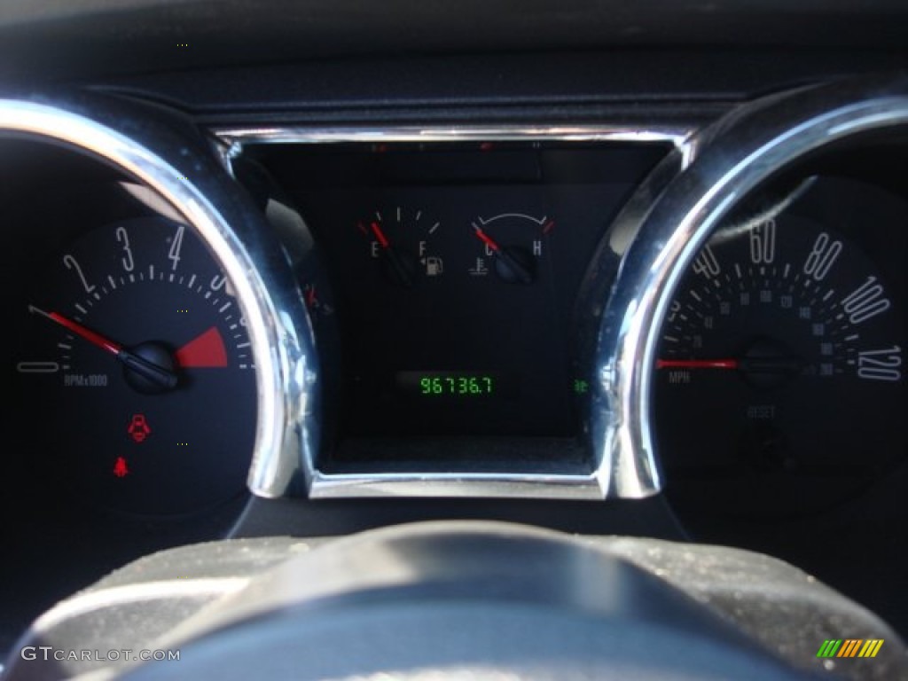 2005 Mustang V6 Premium Coupe - Redfire Metallic / Dark Charcoal photo #21