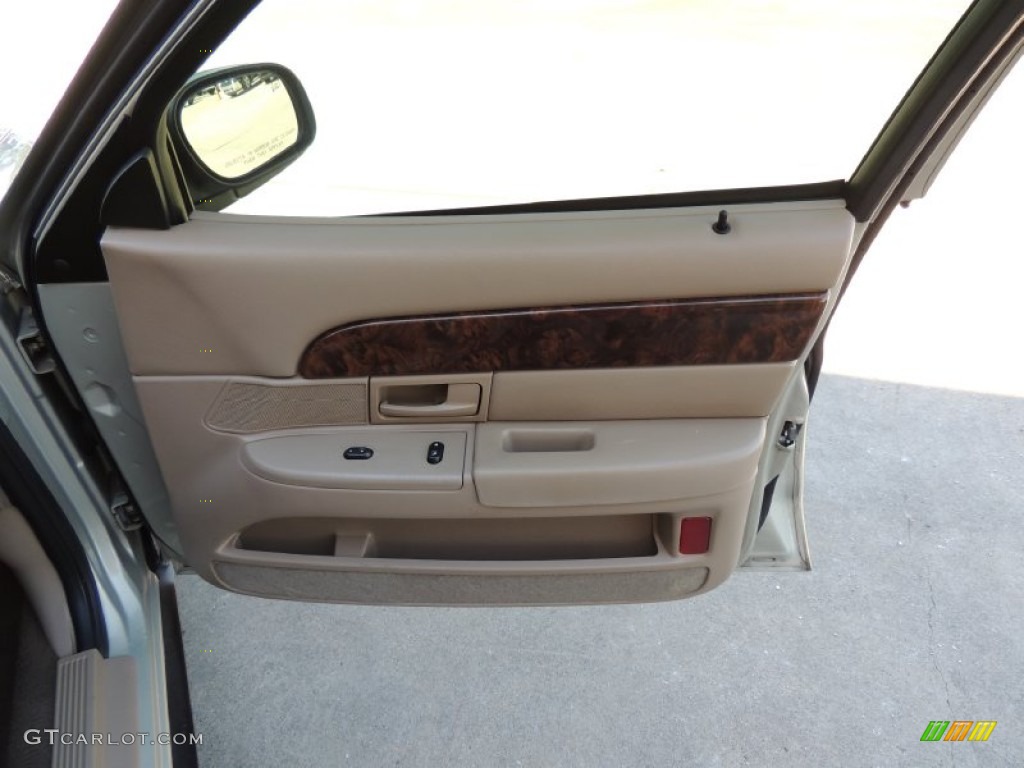 2004 Grand Marquis GS - Arizona Beige Metallic / Medium Parchment photo #7