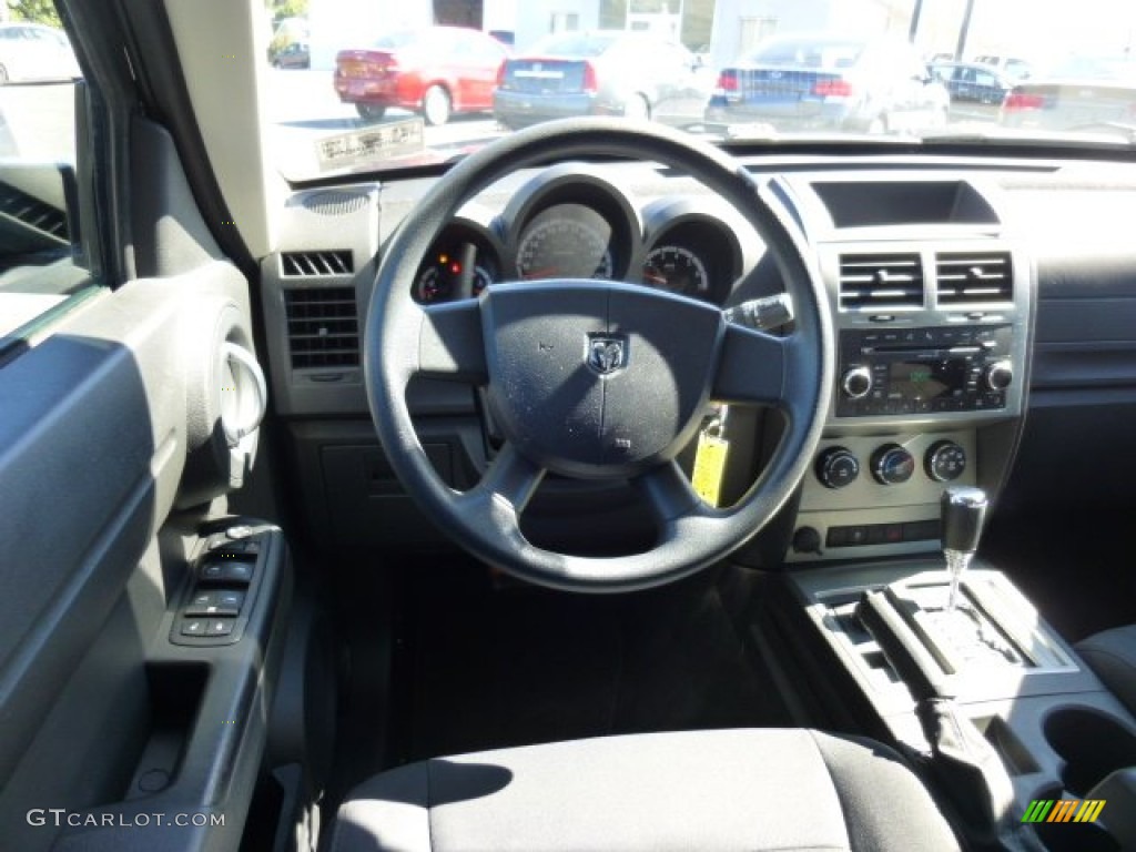 2011 Nitro Heat 4x4 - Blackberry Pearl / Dark Slate Gray photo #13