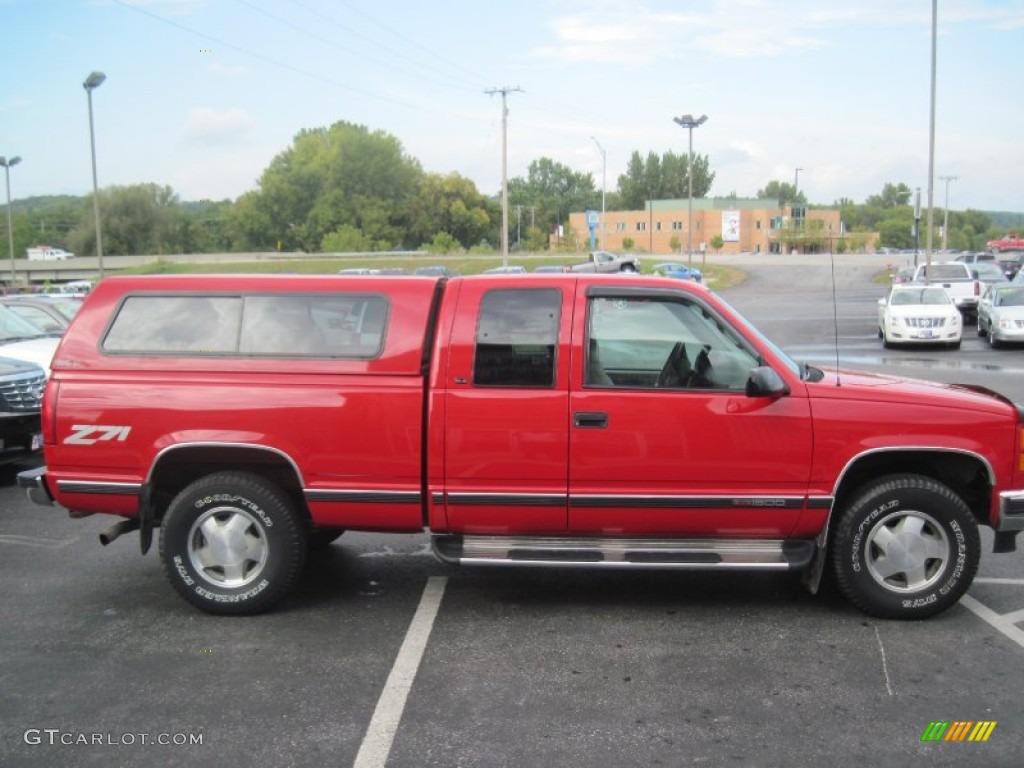 1998 Sierra 1500 SLE Extended Cab 4x4 - Victory Red / Pewter photo #3