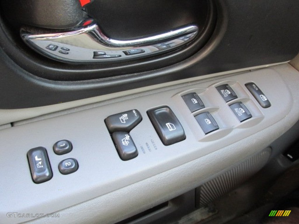 2008 Envoy SLT 4x4 - Silver Mist Metallic / Light Gray photo #14