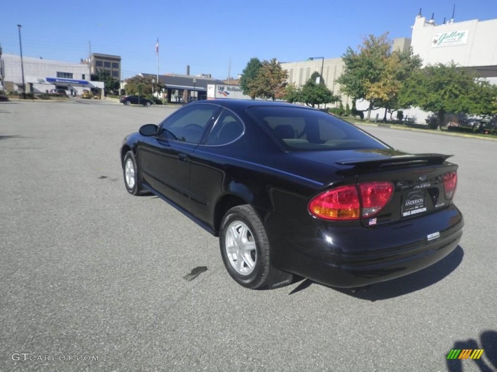 2002 Alero GL Coupe - Onyx Black / Pewter photo #3