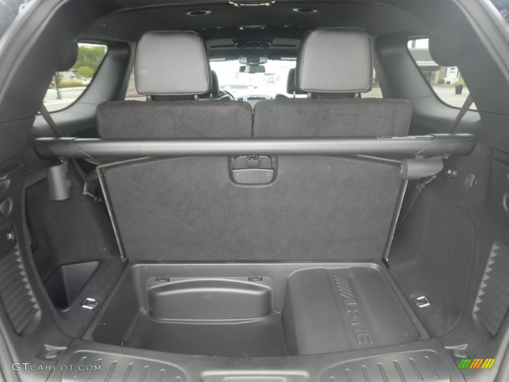 2014 Dodge Durango R/T AWD Trunk Photos