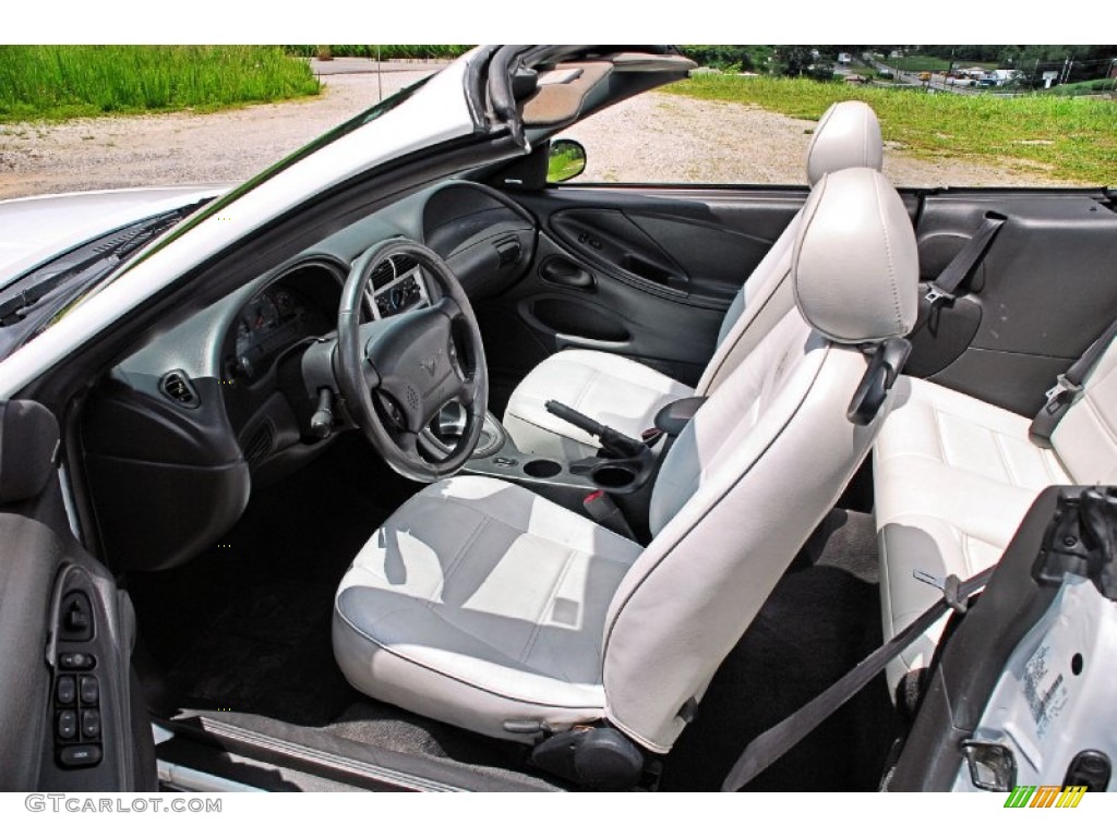 Oxford White Interior 2004 Ford Mustang V6 Convertible Photo #86142192