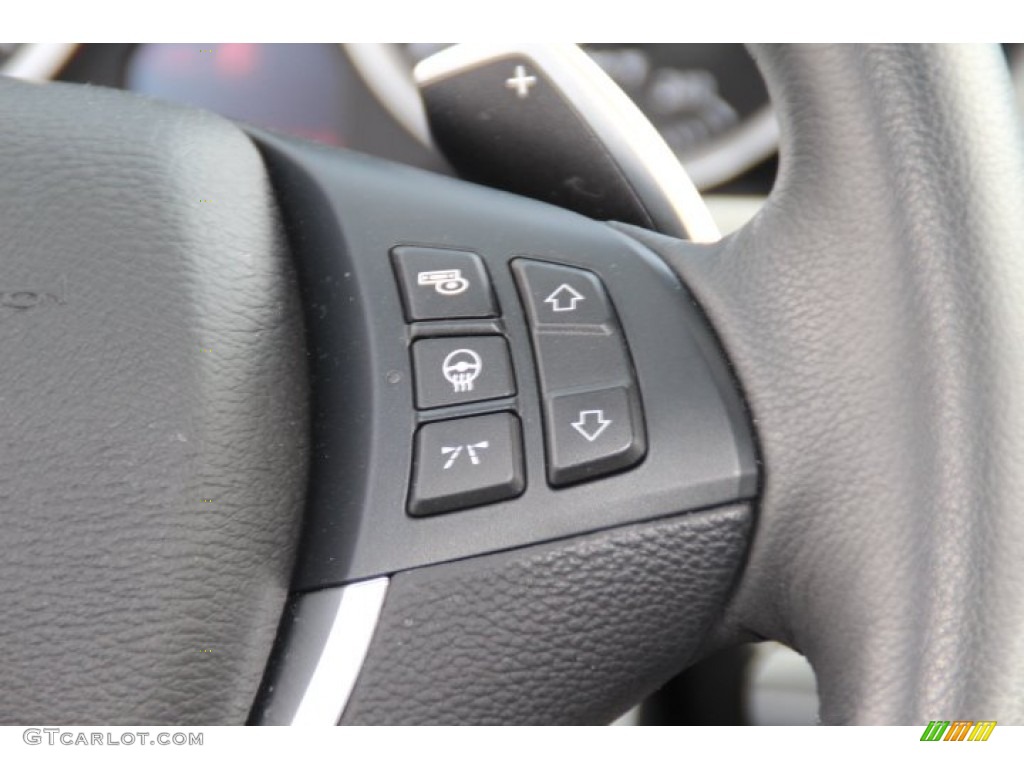 2013 BMW X6 xDrive50i Controls Photo #86143066