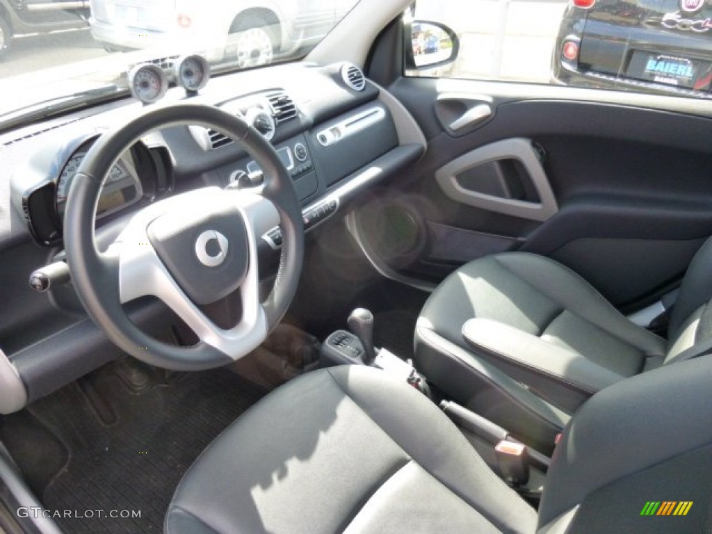 2013 fortwo passion coupe - Grey Matte / Design Black photo #16