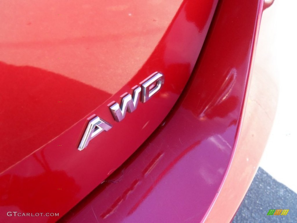 2011 Rogue S AWD - Cayenne Red / Black photo #8