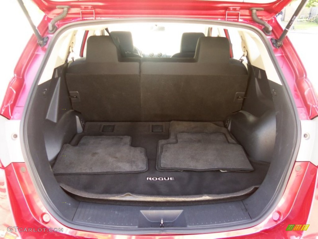 2011 Rogue S AWD - Cayenne Red / Black photo #9