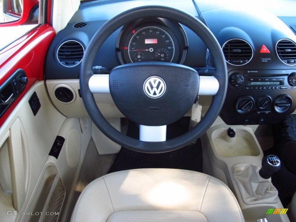 2008 Volkswagen New Beetle S Coupe Cream Beige Dashboard Photo #86149236