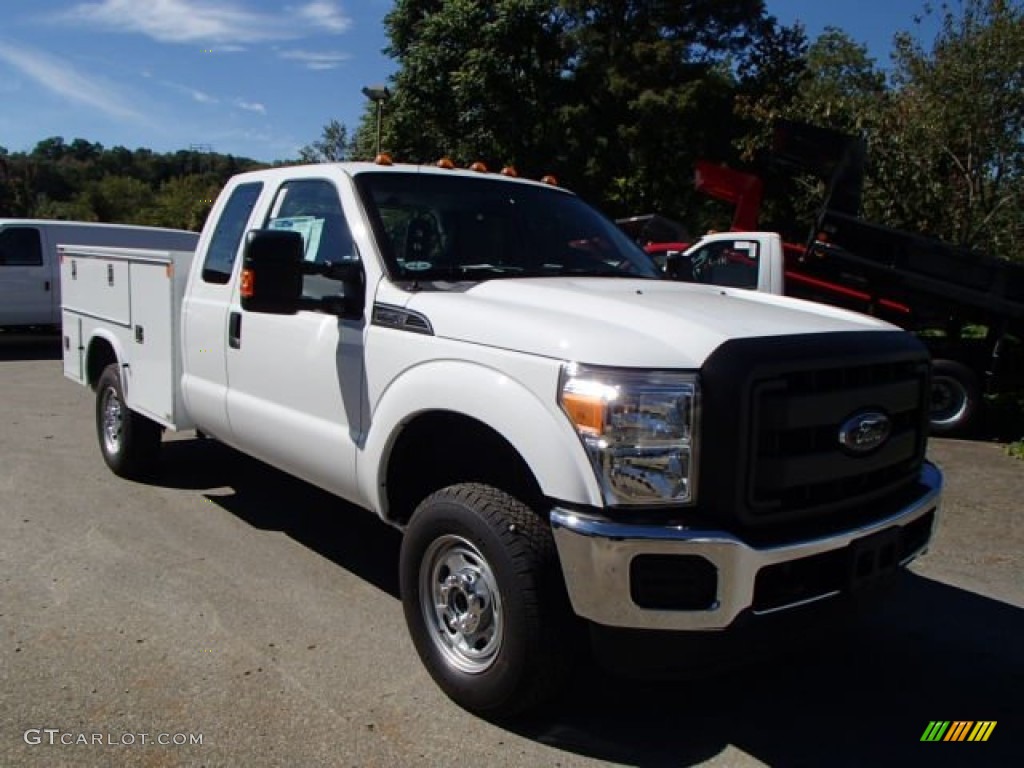 Oxford White 2014 Ford F350 Super Duty XL SuperCab Utility Truck Exterior Photo #86149863