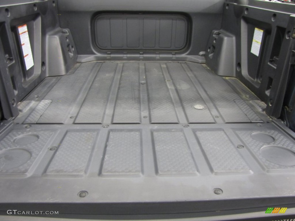 2006 Subaru Baja Turbo Trunk Photos