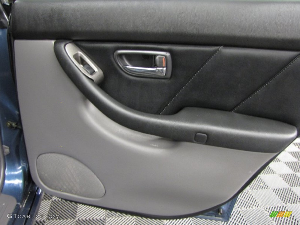 2006 Subaru Baja Turbo Gray Door Panel Photo #86150250
