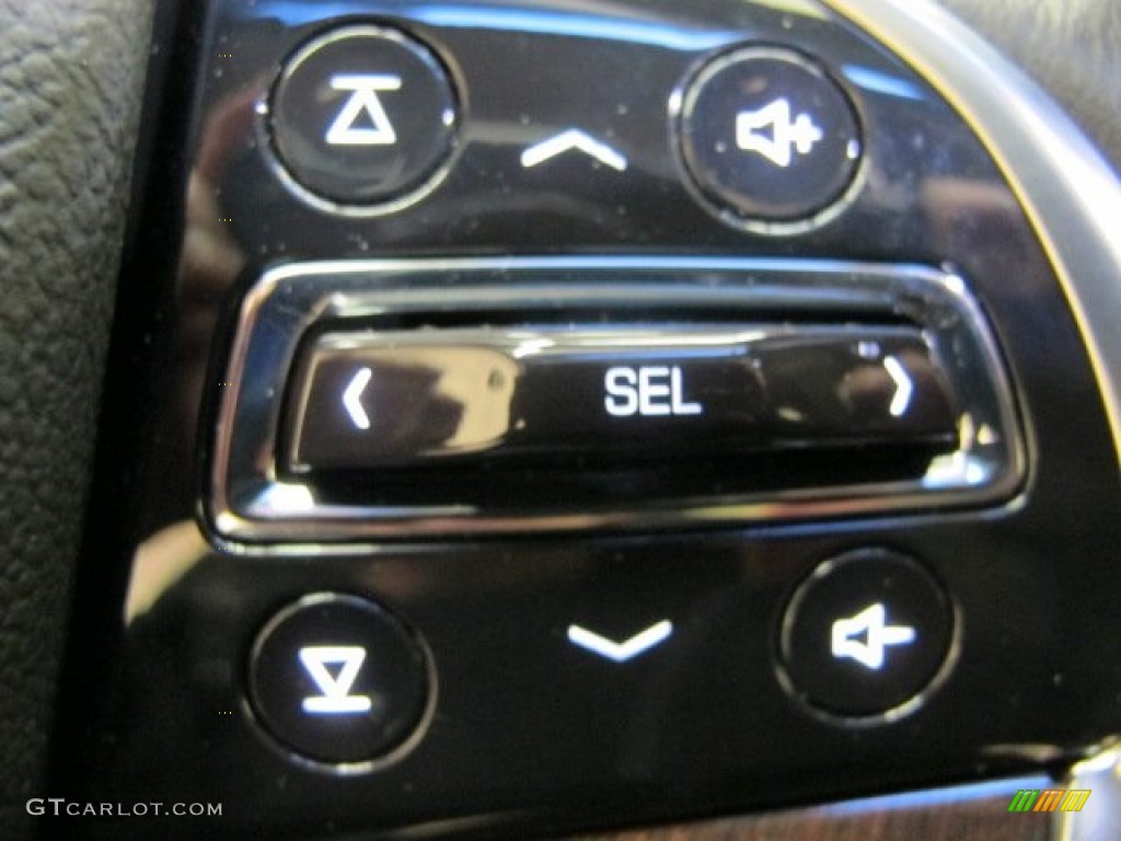 2013 Cadillac XTS Premium AWD Controls Photo #86150301