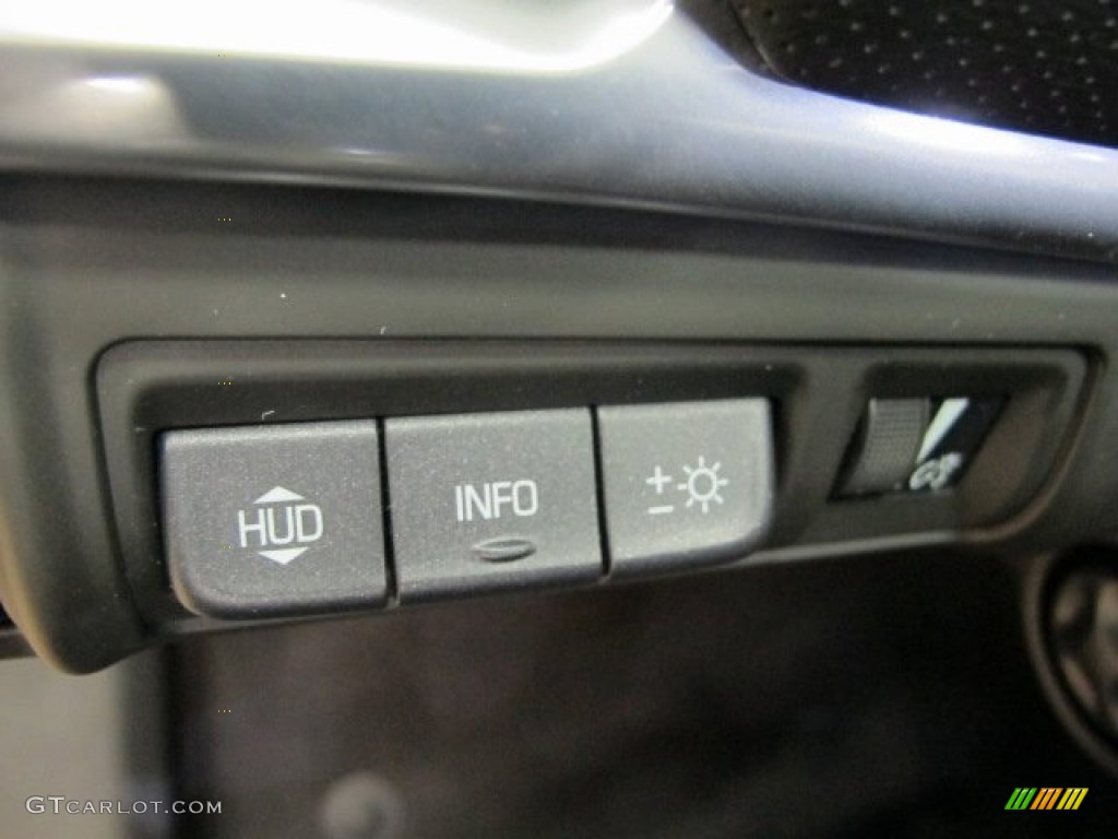 2013 Cadillac XTS Premium AWD Controls Photos
