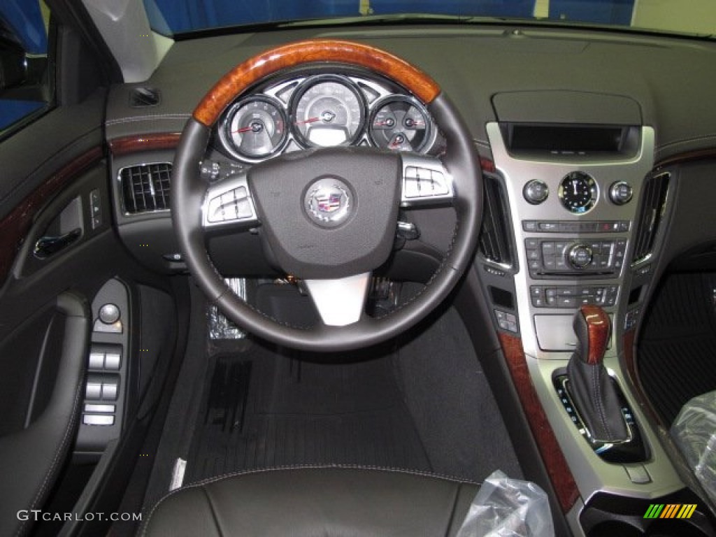 2013 Cadillac CTS 4 3.6 AWD Sedan Dashboard Photos