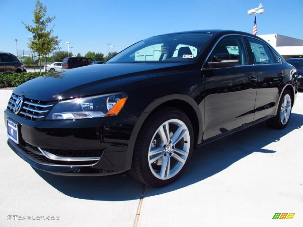2014 Passat TDI SE - Black / Titan Black photo #3