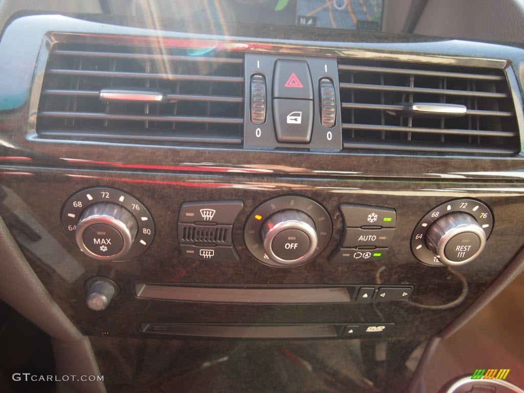 2005 BMW 6 Series 645i Coupe Controls Photos