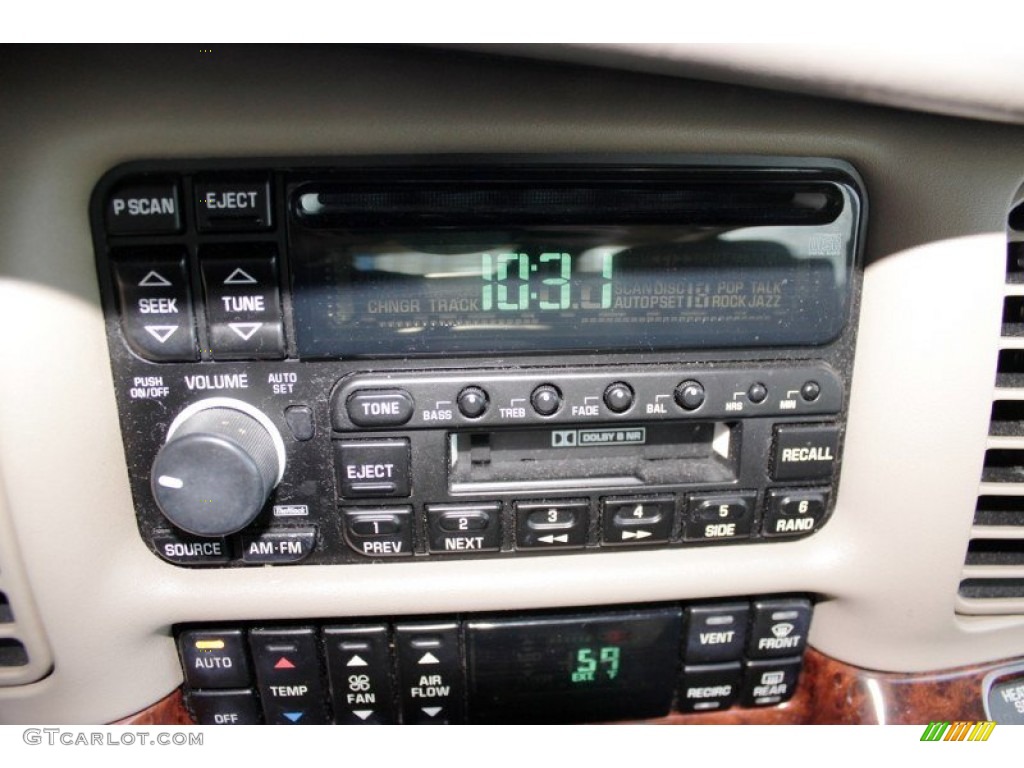 1998 Buick Park Avenue Standard Park Avenue Model Audio System Photo #86154351